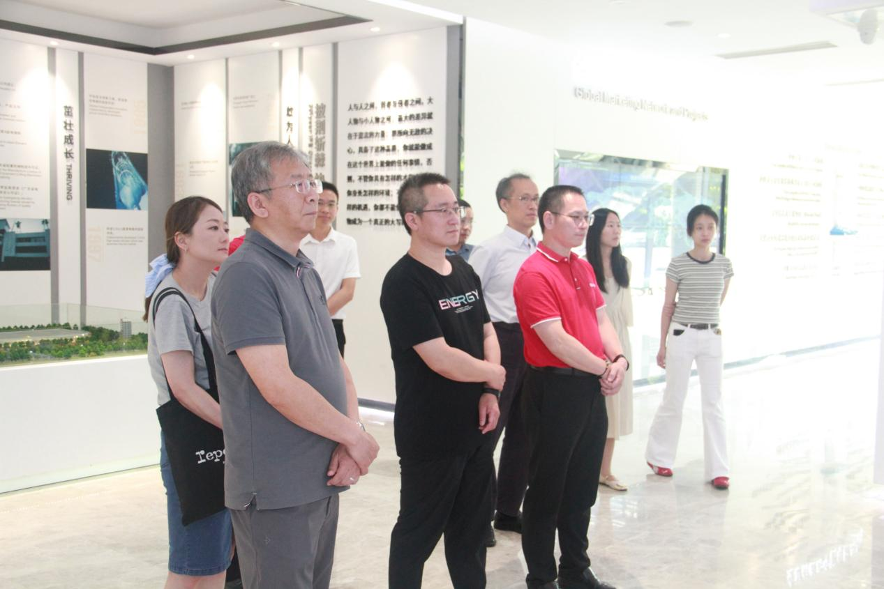 FUN88����ʹ������ڵ���ӭ�й��ؼ�Ժר������̽�����徲�¸߶ȣ� 